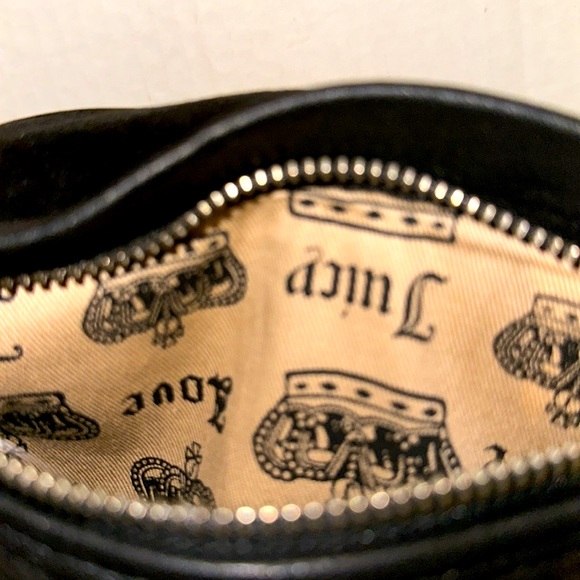 Juicy Couture Crossbody Bag in Black Velvet - Picture 4 of 6